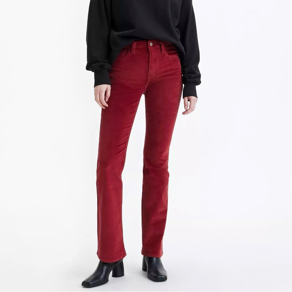 Isabel Marant Étoile red corduroy slim-fit pants. ❤️